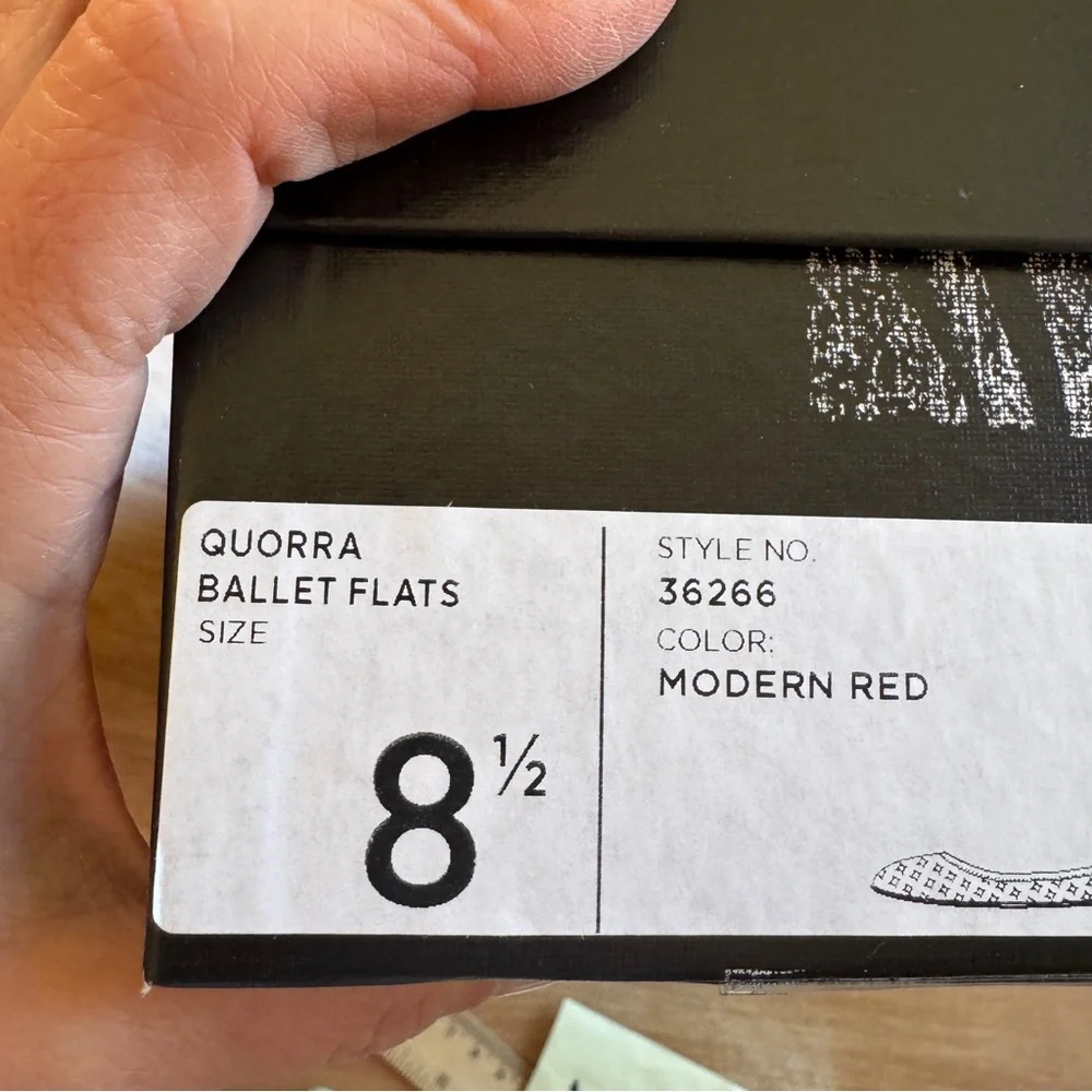 Quorra  flats, modern red color, size 8.5 
Italian leather - Picture 12 of 15